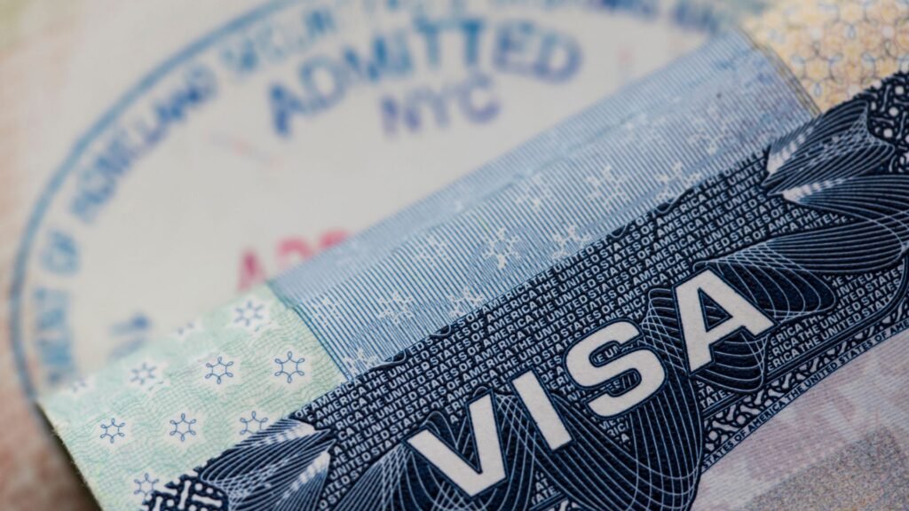 Visa on Arrival: A Must-Know for Digital Nomads